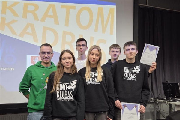 Festivalyje „Kratom kadrus 2025“ nominuoti du mūsų Kino klubo filmai!